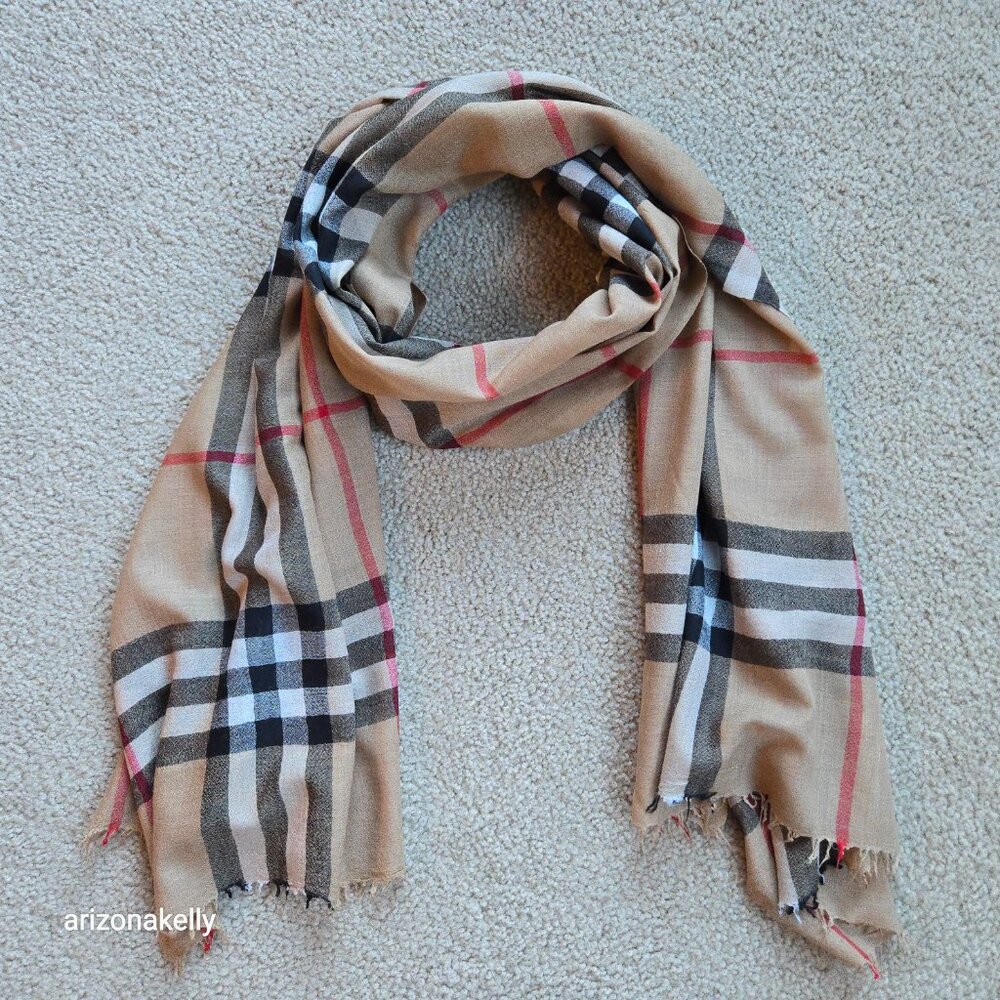 Burberry Wool Lightweight Vintage Classic Check